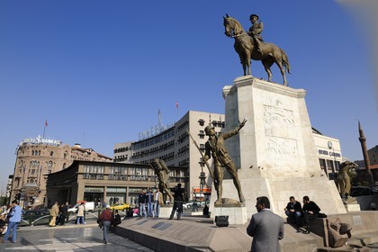 Turkey, Central Anatolia, Ankara, Ulus Meydani Square with Ataturk equestrian statue