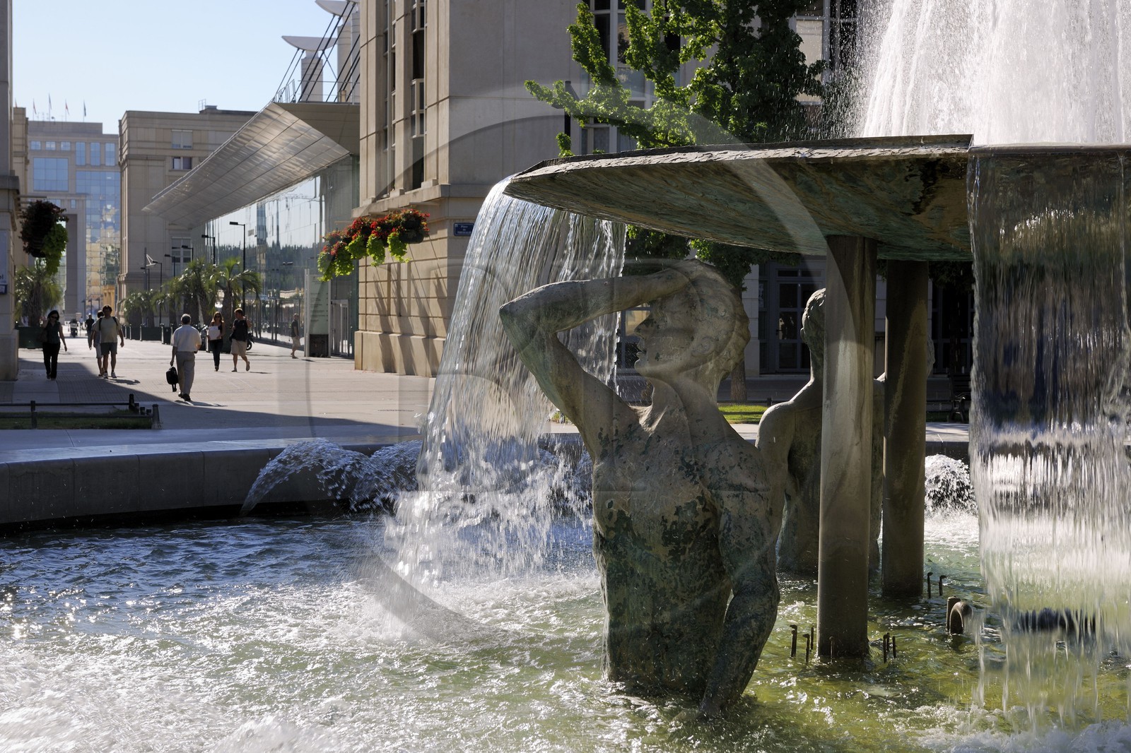 France, Hérault (34), Montpellier, quartier Antigone de l'architecte Ricardo Bofill, fontaine place de Thessalie