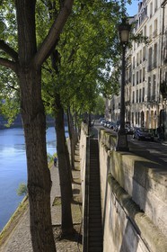 France, Paris (75), île Saint Louis, quai d'Anjou