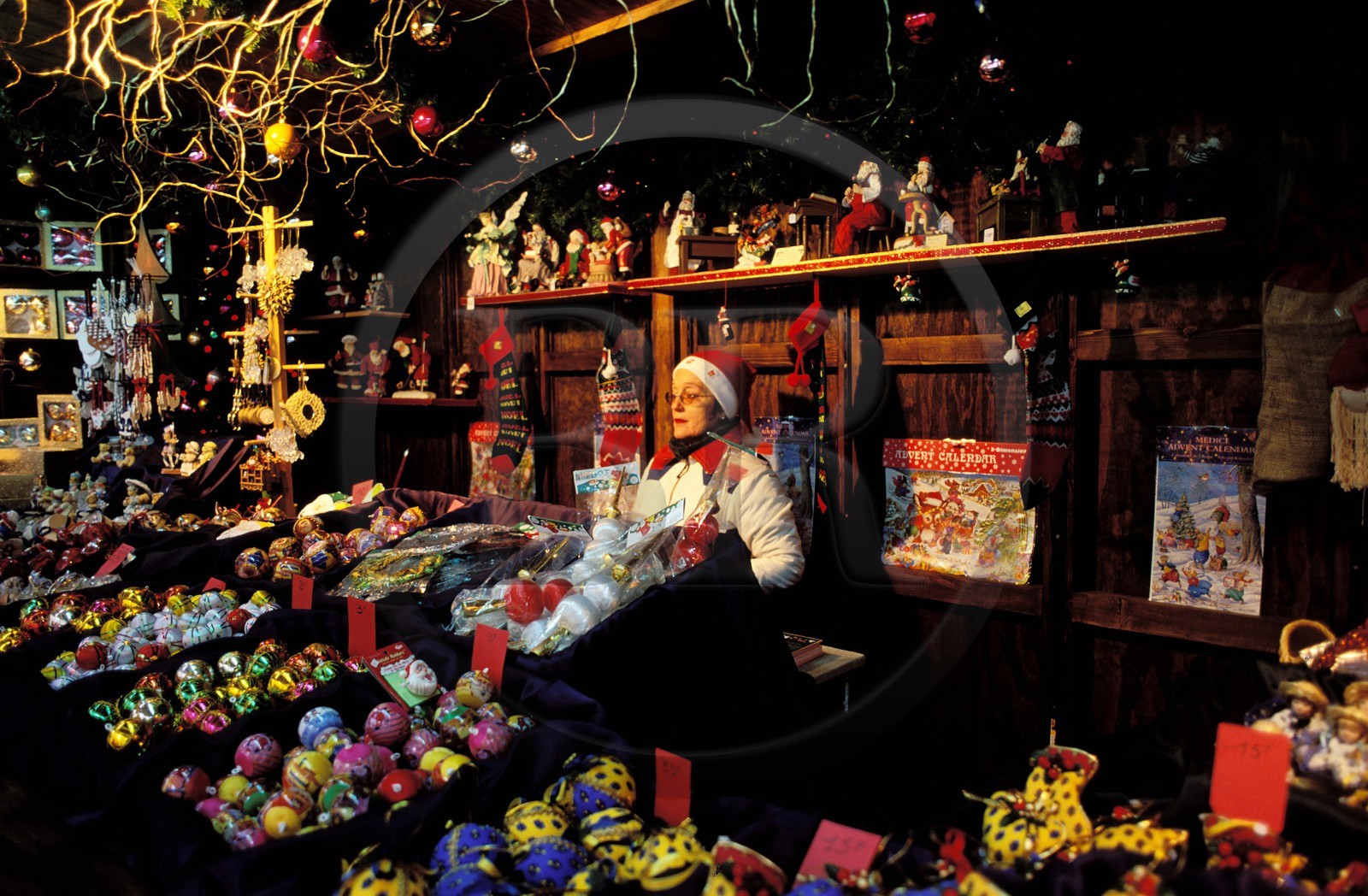 France, Bouches-du-Rhône (13), Les Baux-de-Provence, labellisé Les Plus Beaux Villages de France, marché de Noël
