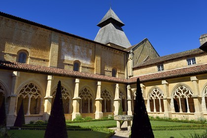France, Dordogne,  Perigord Noir, Le Buisson de Cadouin, former cistercian abbey church, stage on the Camino de Santiago (Way of St. James) listed as World Heritage by UNESCO, the cloister of the 15th century