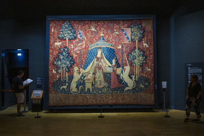 France, Paris (75), Musée de Cluny - Musée national du Moyen-Age, tapisseries de la Dame à la Licorne appelée Mon seul Désir (un sixième sens le coeur ?), (vers 1500, laine et soie)