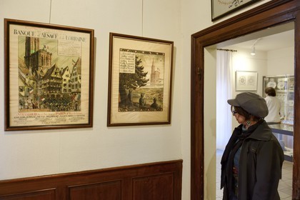 France, Haut-Rhin (68), Riquewihr, labellisé Les Plus Beaux Villages de France, le Musée Hansi, oeuvres du célèbre imagier populaire alsacien  Jean- Jacques Waltz dit Hansi (1873-1951)