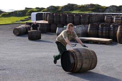 Royaume-Uni, Ecosse, Hébrides intérieures, Ile de Islay, Port Ellen, distillerie de whisky Ardbeg