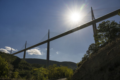 France, Aveyron, Grands Causses regional natural park, Millau, the Millau viaduct by architects Michel Virlogeux and Norman Foster, above the Tarn river