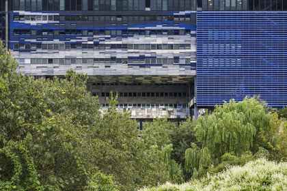 France, Hérault (34), Montpellier,  quartier de Port Marianne, l'Hotel de Ville conçu par les architectes Jean Nouvel et François Fontès
