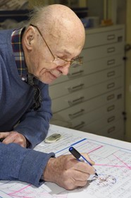 France, Paris, the artiste Jacques Villeglé in his workshop