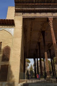 Iran, province d'Ispahan, Ispahan, le palais Chehel Sotoun (des 40 colonnes), classé Patrimoine Mondial de l'UNESCO, le talar