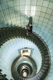 France, Finistère (29), Pays des Abers, Ile Vierge dans l'archipel de Lilia, le phare de l'Ile Vierge, escalier intérieur du plus haut phare d'Europe avec 82,5 mètres