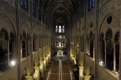 France, Paris (75), Ile de la Cité, cathédrale Notre-Dame de Paris, célébration d'une messe dans le choeur