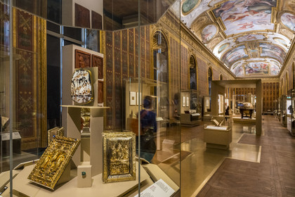 France, Paris (75), Bibliothèque Nationale de France (National Library of France), Richelieu site, the Mazarin gallery, the treasury of the Sainte-Chapelle, assembled for King Louis IX (1226-1270), the future Saint Louis