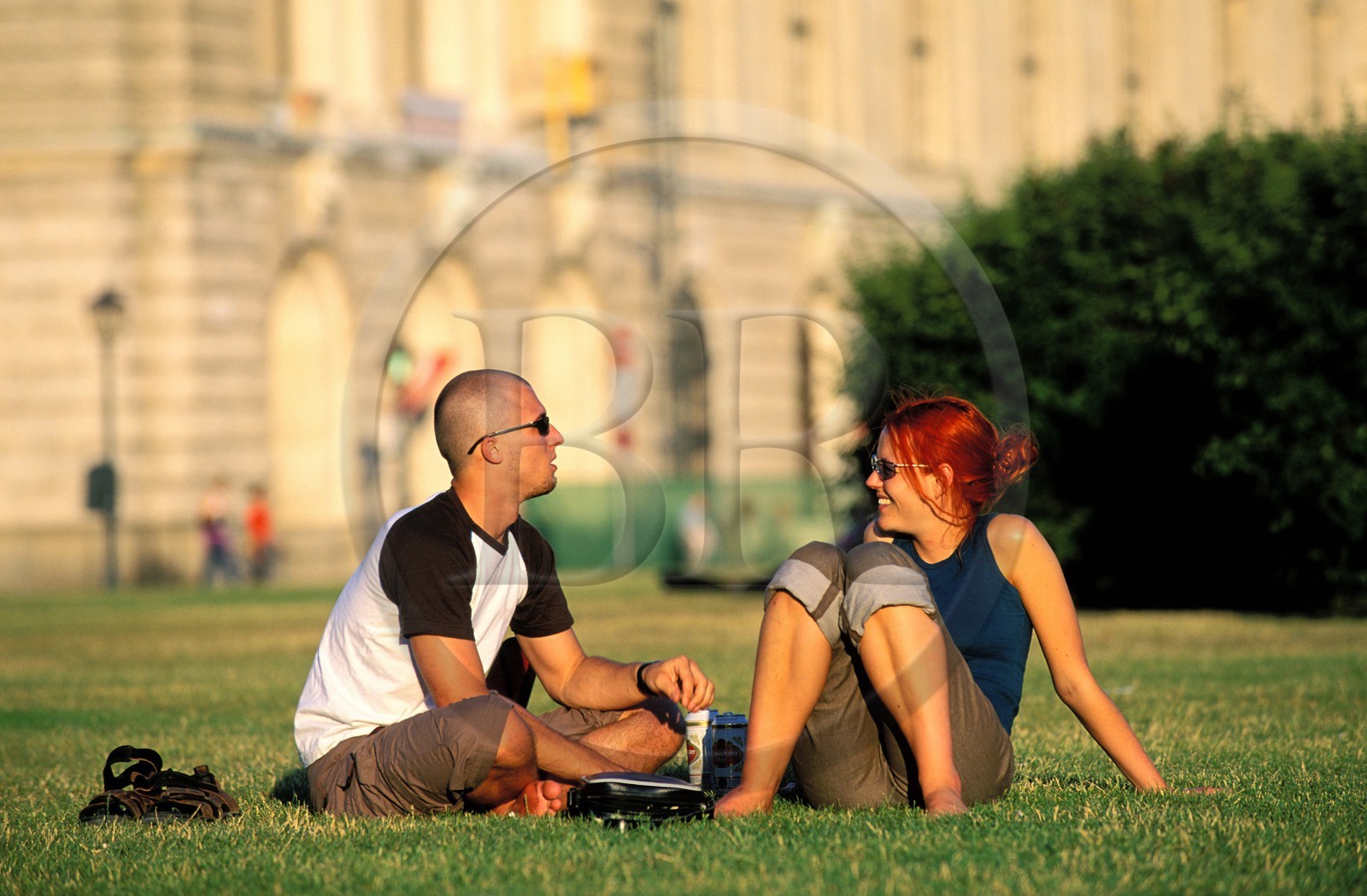 Autriche, Vienne, place des Héros (Helden platz ), rendez vous des jeunes en été