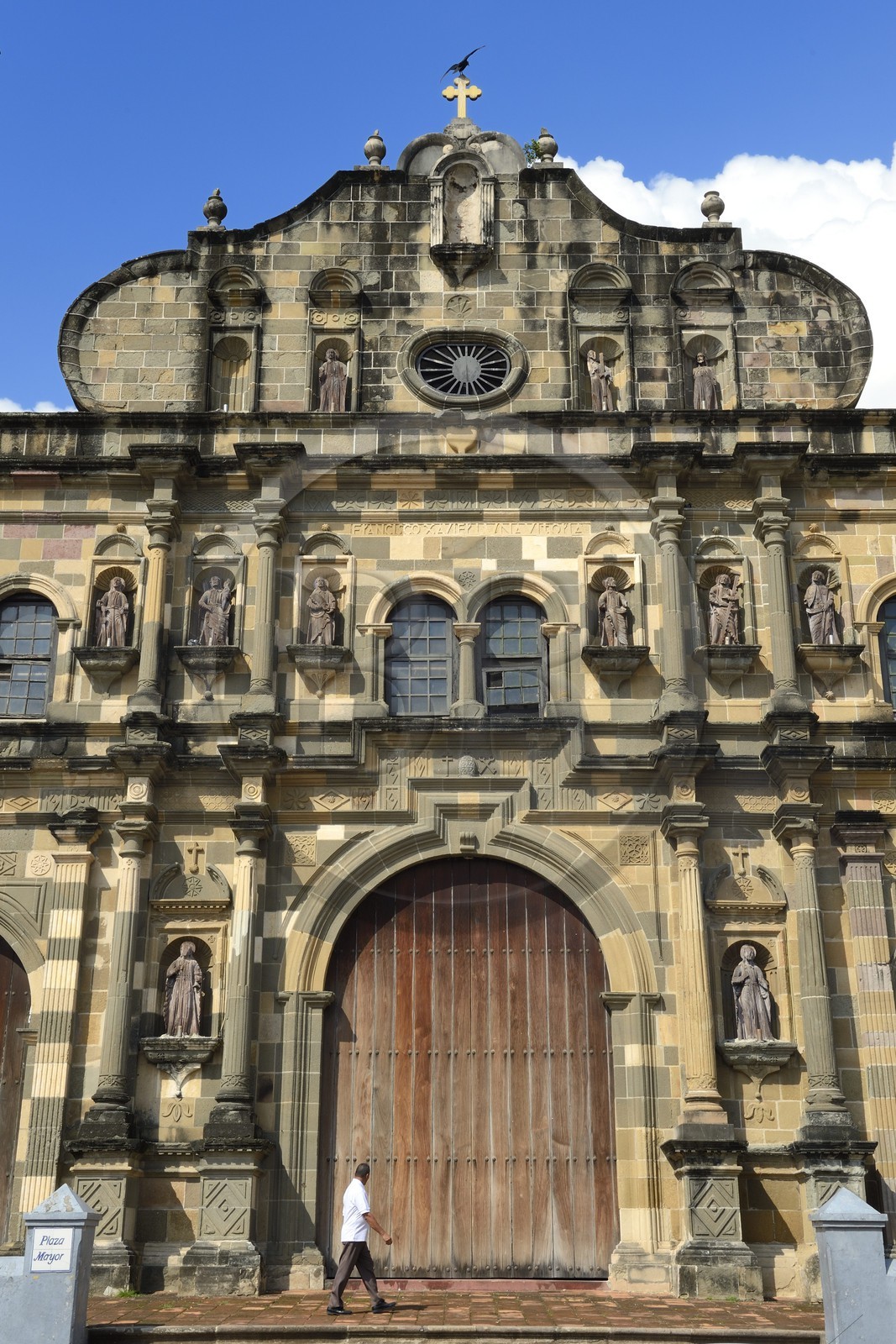 Panama, Panama City, district historique classé Patrimoine Mondial de l'UNESCO, quartier de Casco Antiguo (Viejo), le Barrio San Felipe, la cathédrale du XVIIe siècle