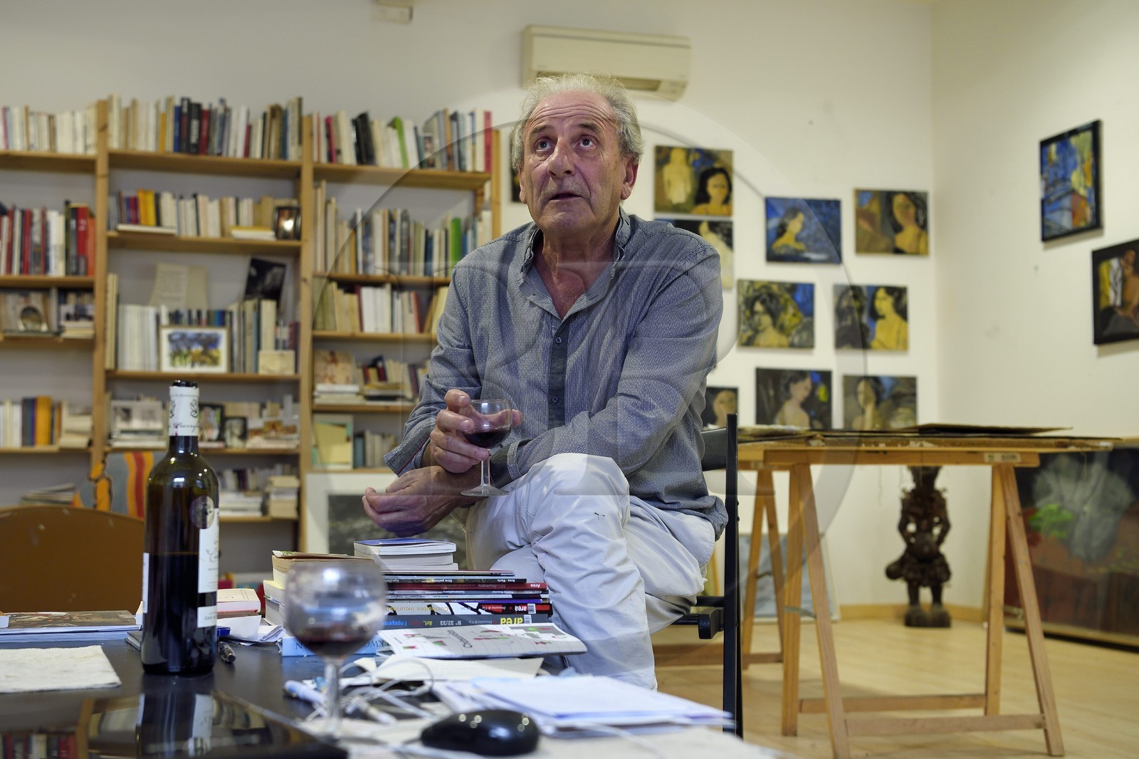 France, Var, Toulon, the artist painter Serge Plagnol in his studio