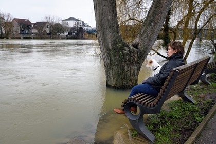 France, Val de Marne, Le Perreux-sur-Marne, the Marne riverside flooded
