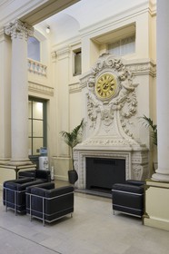 France, Paris (75), musée d'Orsay, dans l'entrée de l'ancien hôtel de la gare d'Orsay