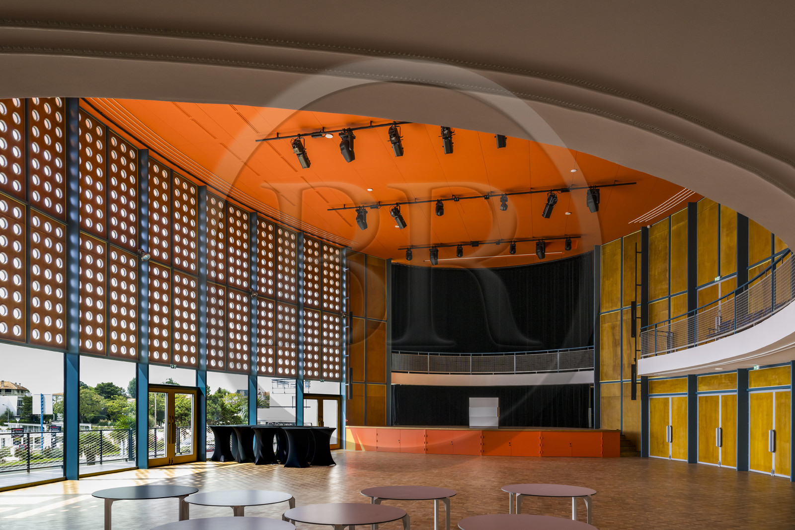 France, Charente-Maritime (17), Royan, le Palais de congrès (1957) signé de l’architecte-urbaniste Claude Ferret