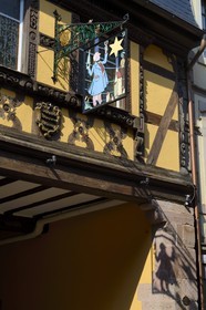 France, Haut Rhin, Riquewihr, labelled Les Plus Beaux Villages de France (The Most Beautiful Villages of France), the main street (rue du Général de Gaulle), former Star Inn (Auberge à l'Etoile) sign