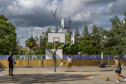 France, Loire-Atlantique (44), Nantes, Parc des chantiers sur l'Ile de Nantes, collection d'art contemporain à ciel ouvert Estuaire, l'Arbre à Basket de l'agence a LTA