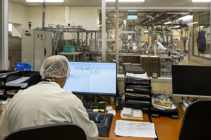 France, Côte-d'Or (21), les climats de Bourgogne classés Patrimoine Mondial de l'UNESCO, Beaune, la moutarderie Fallot, ateliers de production