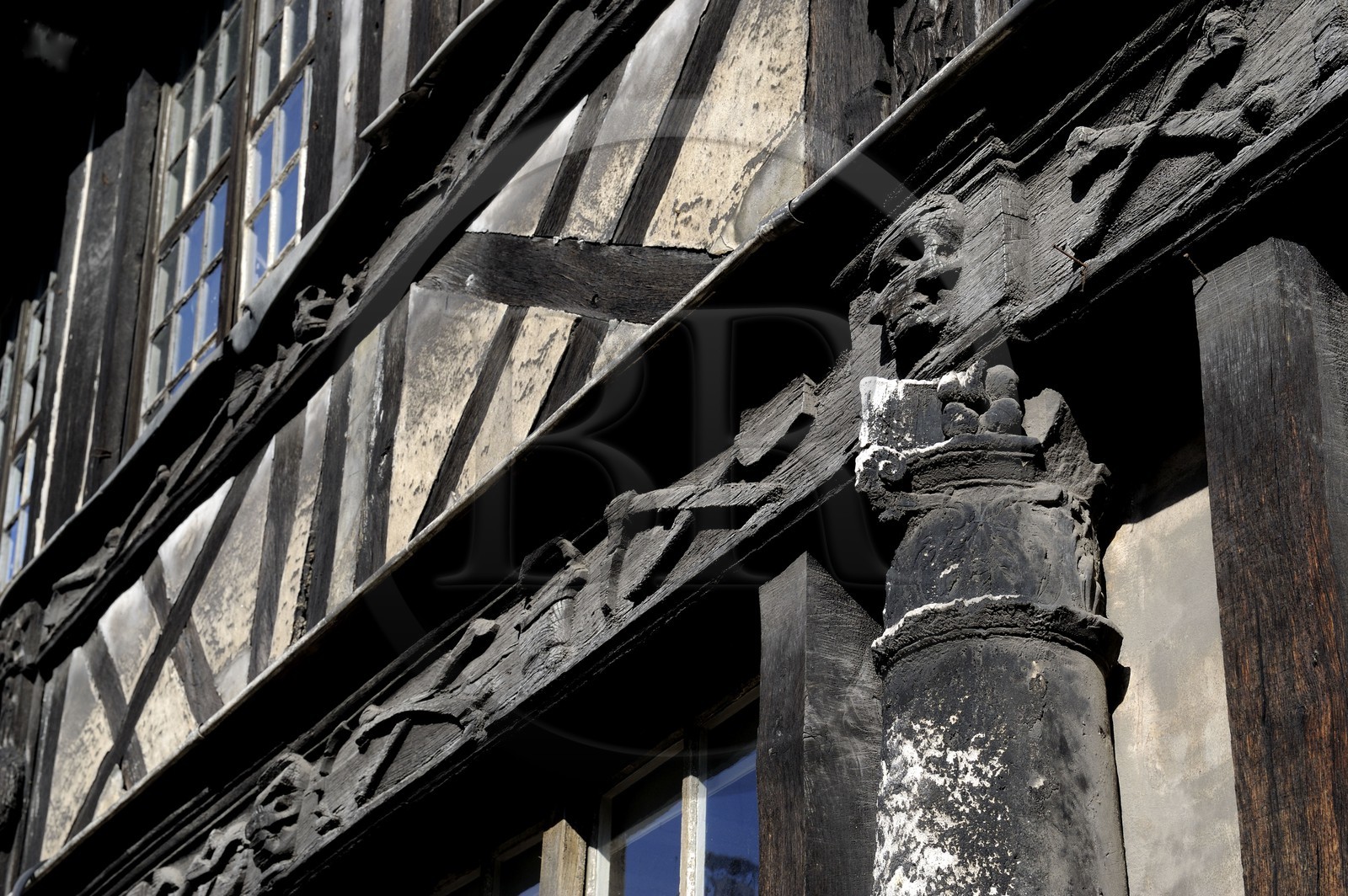 France, Seine-Maritime (76), Rouen, l'Aître Saint-Maclou, ancien ossuaire crée pendant la Grande Peste noire de 1348, qui abrite aujourd'hui l’Ecole des Beaux-Arts