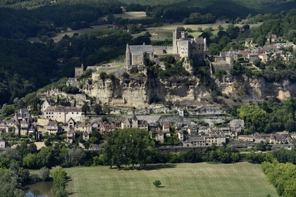 France, Dordogne, Perigord Noir, Dordogne Valley, Beynac et Cazenac, labelled Les Plus Beaux Villages de France (The Most Beautiful villages of France), medieval castle on a cliff above the Dordogne valley (aerial view)