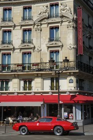 France, Paris (75), hotel Villa Royal et Omnibus Café
