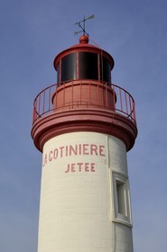 France, Charente-Maritime (17), Ile d'Oléron, port de la Cotinière, le phare