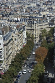 France, Paris (75), l'avenue Mac-Mahon vu du haut de l'Arc de Triomphe