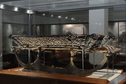 Norway, Oslo, Bygdoy Peninsula, Viking Boats Museum, objects found in Oseberg tomb of the 9th century, sleigh