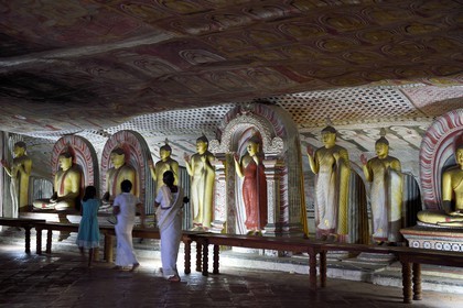 Sri Lanka, Central Province, Matale District, Dambulla, Royal Rock Temple also called Ran Giri (Golden Rock) listed as World Heritage by UNESCO, Cave 2 Maharaja Viharaya is the largest