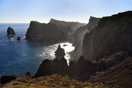 Portugal, Madeira Island, hike in the Ponta de Sao Lourenço nature reserve in the far east of the island, the Ponta do Rosto cliffs seen from the Miradouro da Luna