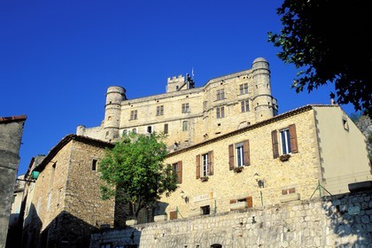 France, Vaucluse (84), Le Barroux, le château fort du 15Ième siècle (Comtat Venaissin)