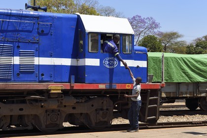 Zimbabwe, province de Matabeleland septentrional, gare de Victoria Falls