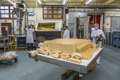 France, Cote d'Or, Dijon, the gingerbread factory of the Mulot et Petitjean house, production of the mother dough and the braquée dough