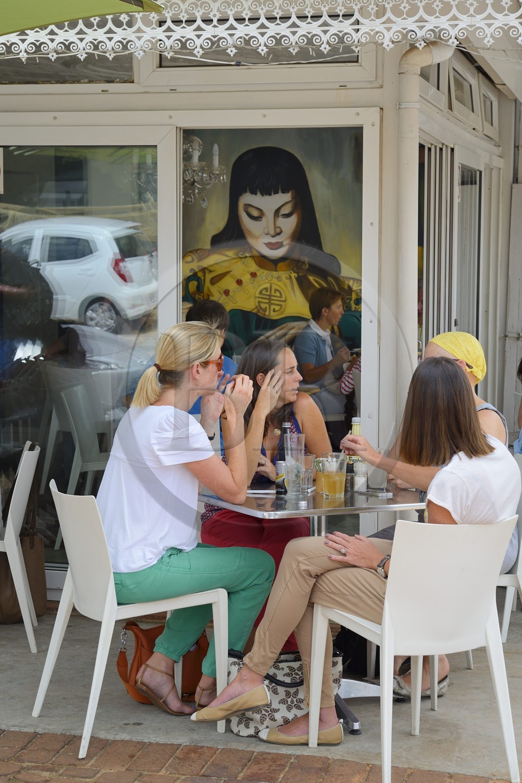 Afrique du Sud, province de Gauteng, Johannesburg, 4e Avenue dans le quartier de Parkhurst, l'un des hauts lieux de Johannesburg pour diner et faire du shopping