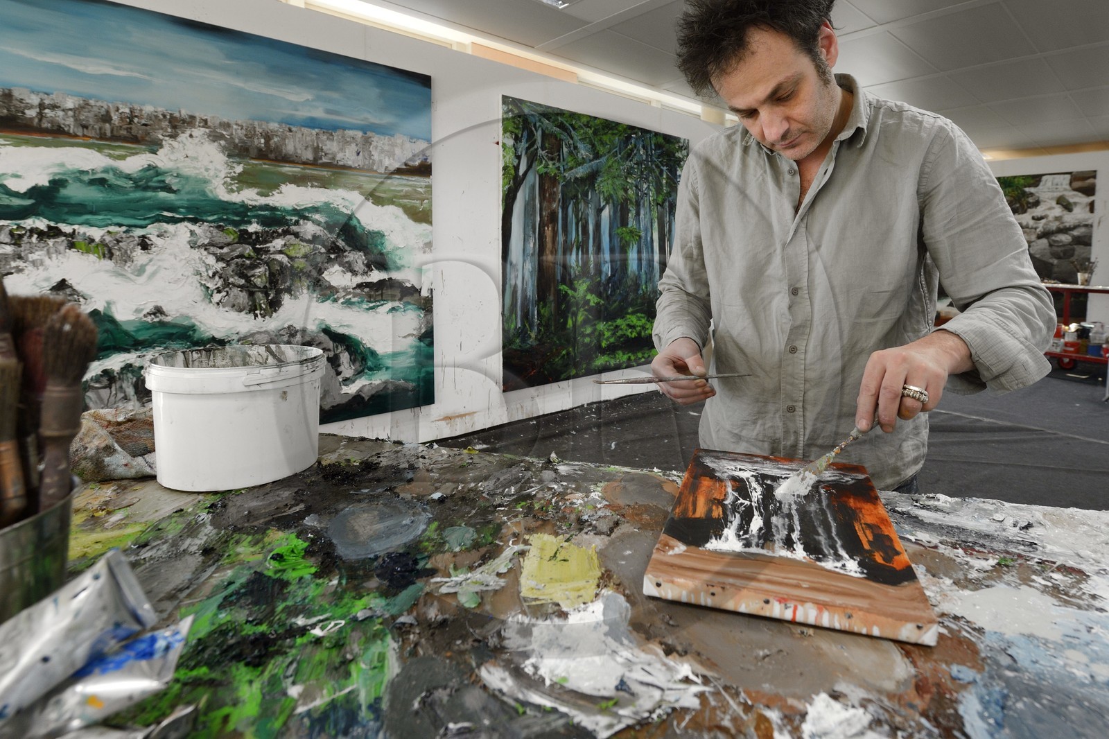 France, Val-d’Oise (95), Gonesse, atelier de l'artiste Fred Kleinberg au sein de l'entreprise Manutan