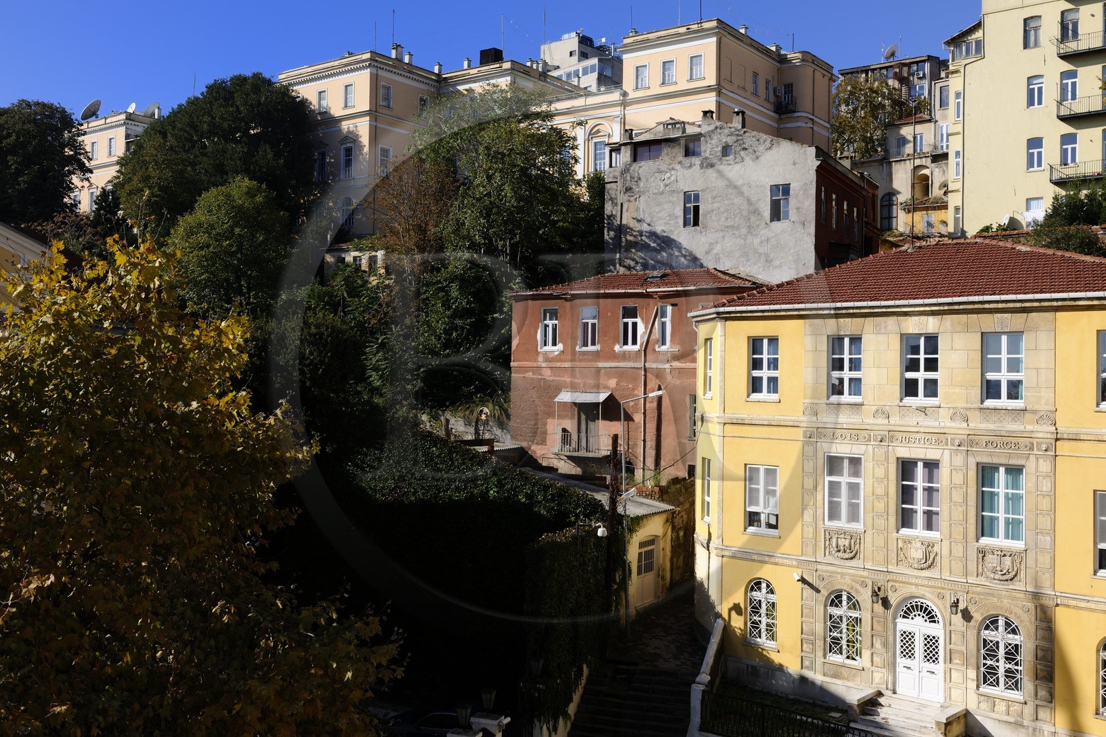 Turquie, Istanbul, quartier de Beyoglu, école maternelle ancien Palais de Justice au coeur de l'ancien quartier de Pera