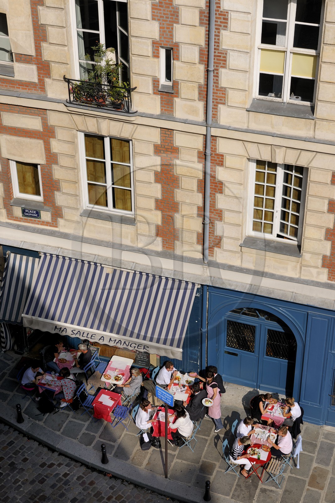France, Paris (75), île de la Cité, place Dauphine