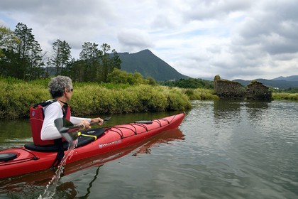 Spain, Basque Country, Biscay Province, Gernika-Lumo region, Urdaibai estuary Biosphere Reserve, kayaking on the estuary of the Oka River, former tidal energy mill