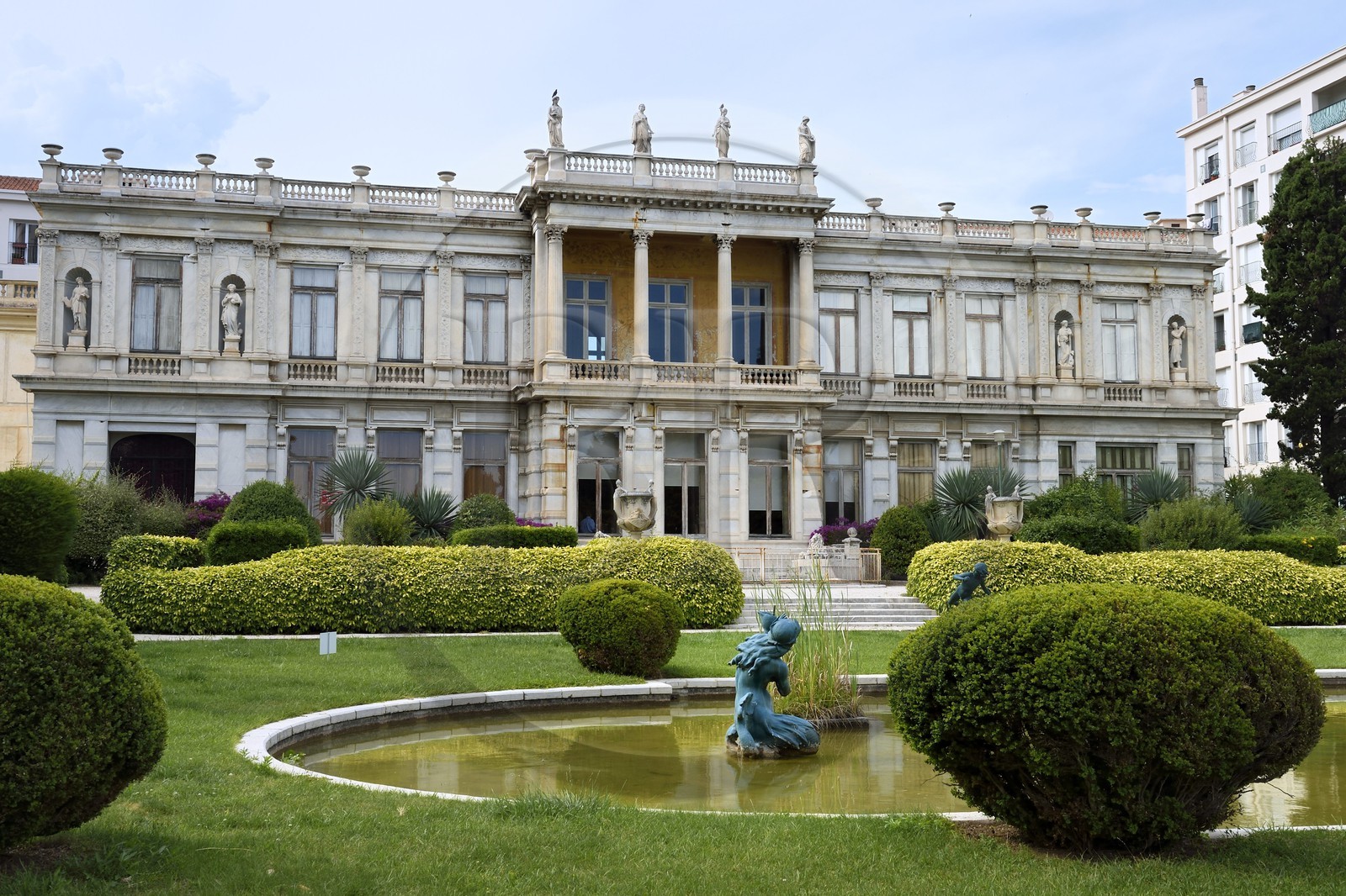 France, Alpes-Maritimes (06), Nice, colline de Fabron, la Villa des Palmiers appelé par la suite Palais de Marbre qui abrite aujourd'hui les archives municipales