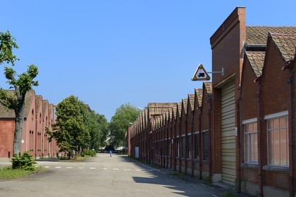 France, Haut Rhin, Mulhouse, partially deserted buildings of the DMC (Dollfus-Mieg and Company) textile company, the factory