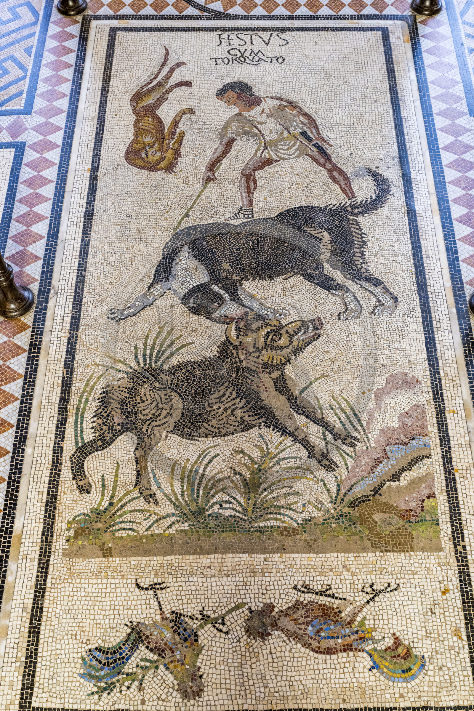 France, Oise (60), Chantilly, le chateau de Chantilly, le musée Condé, mosaïque de Pompei dans la rotonde qui domine la galerie de Peinture