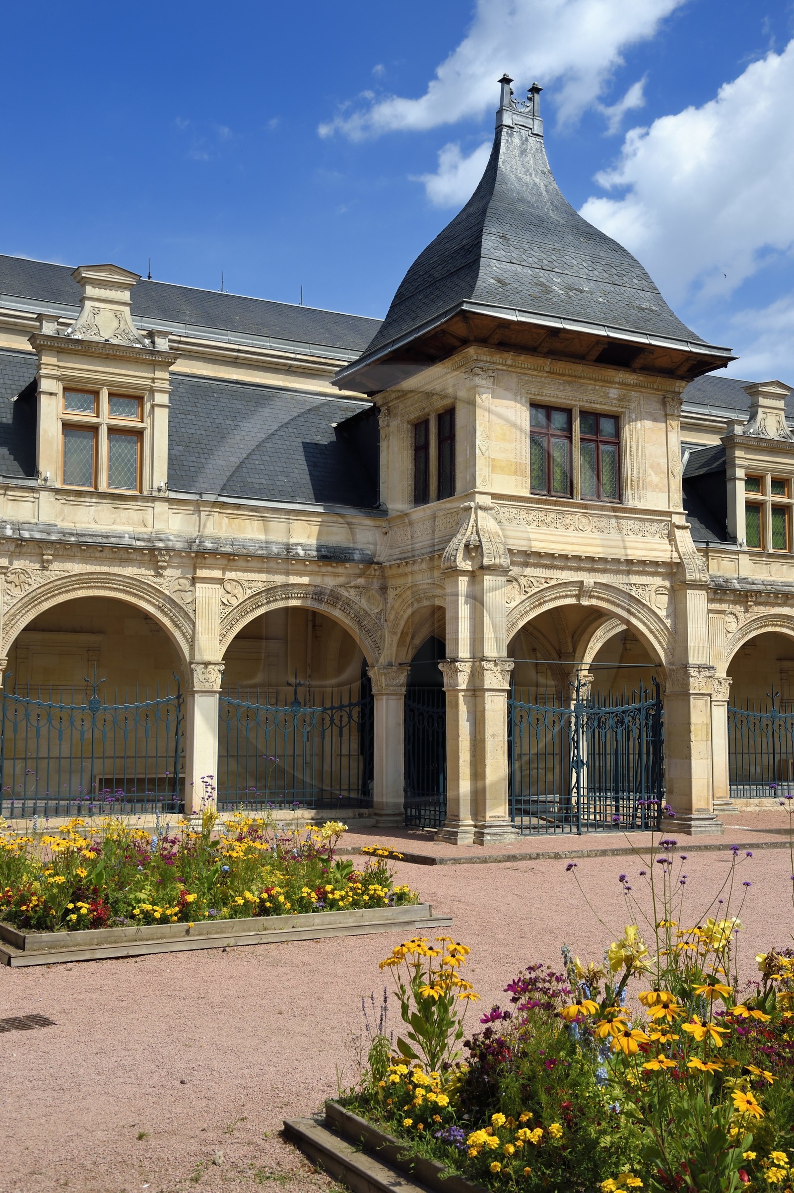 France, Allier (03), ancienne province du Bourbonnais, Moulins, musée départemental et municipal Anne-de-Beaujeu dans l'ancien Pavillon Anne de Beaujeu