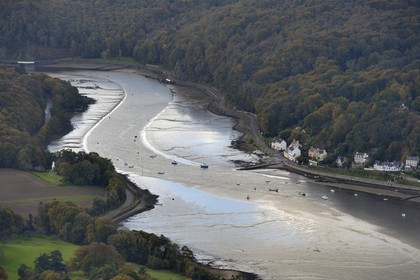 France, Finistere, the river of Morlaix between Locquenole and Lanugy opening onto the Bay of Morlaix (aerial view)
