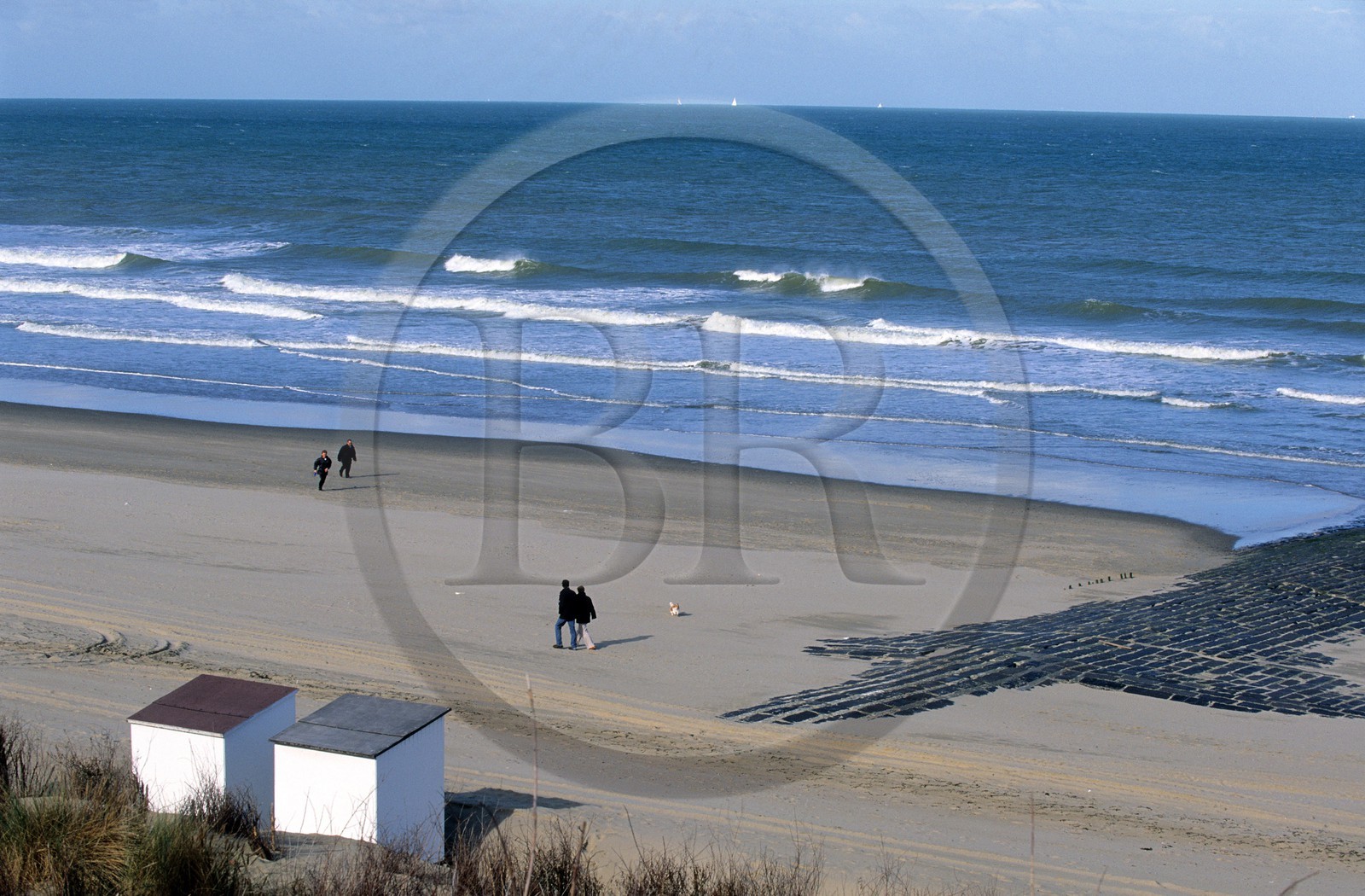 Belgique, Flandre-Occidentale, plage au nord d'Ostende (Oostende)