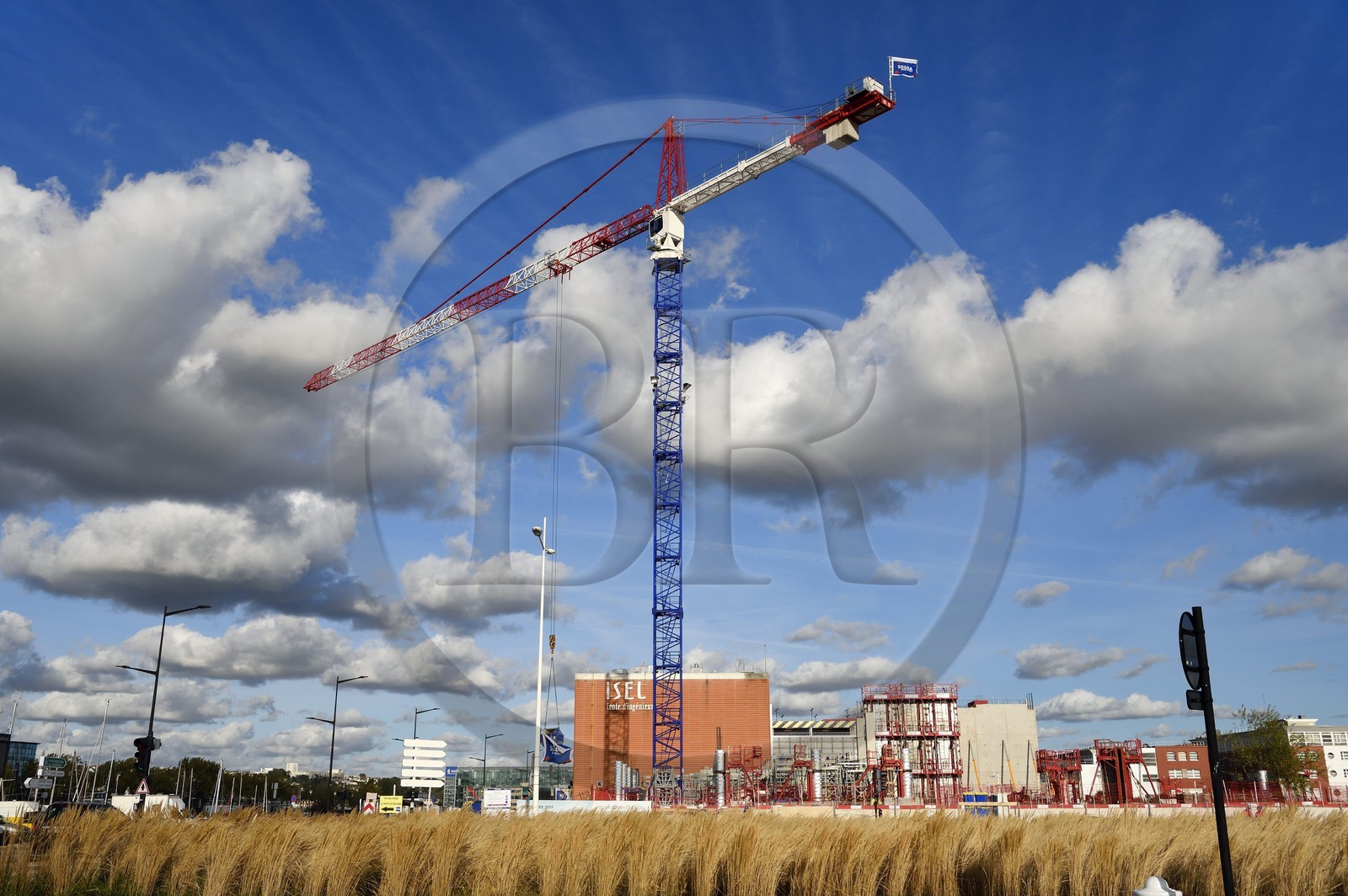 France, Seine-Maritime (76), Le Havre, quartier des docks toujours en transformation et en travaux, l'école d'ingénieur ISEL