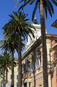 France, Corse-du-Sud (2A), Ajaccio, l’hôtel de ville place Maréchal Foch
