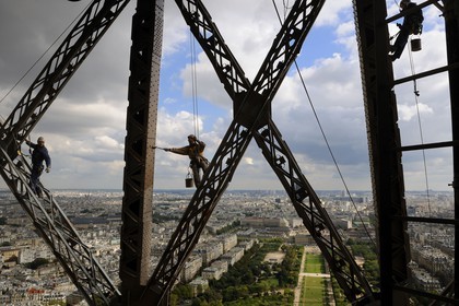 France, Paris (75), peintres de la Tour Eiffel