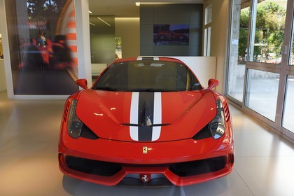 Principauté de Monaco, Monaco, Monte-Carlo, Concessionnaire Ferrari av. Princesse Grace